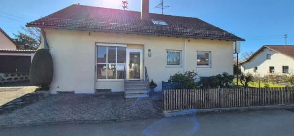 Immobilie in Schwäbisch Gmünd - 1-2 Familienhaus in Top-Lage GD-Wustenriet -- sofort bezugsfrei -- - Bild 2
