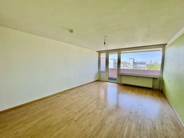 Immobilie in Emmendingen - +++PROVISIONSFREI+++ Wohnen über den Dächern von Emmendingen – 2-Zimmer-Wohnung mit Aussicht - Bild 4