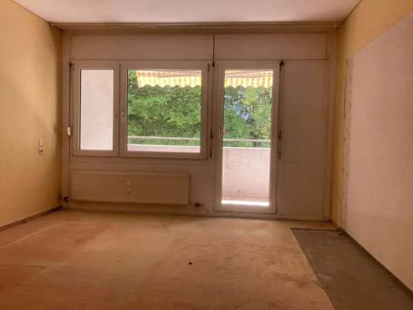 Immobilie in Bietigheim-Bissingen - 2,5-Zimmer-Wohnung mit Aufzug, Tiefgaragenstellplatz und großem Gestaltungspotenzial - Bild 1