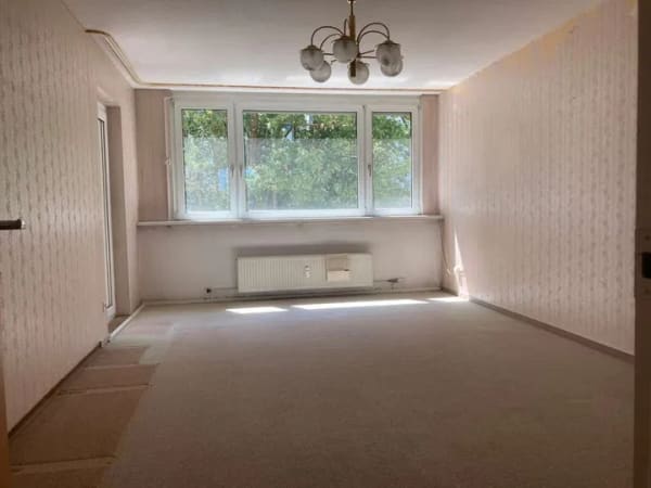 Immobilie in Bietigheim-Bissingen - 2,5-Zimmer-Wohnung mit Aufzug, Tiefgaragenstellplatz und großem Gestaltungspotenzial - Bild 4