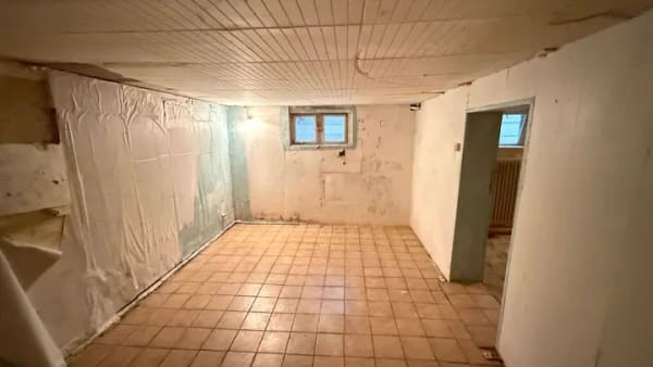Immobilie in Osnabrück - Sanierungsbedürftiges Reihenendhaus in Osnabrück-Schinkel-Ost  - Bild 2