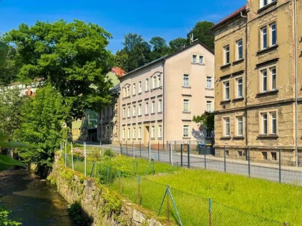 Immobilie in Sebnitz - Oben wohnen, unten Geld verdienen! - Bild 3