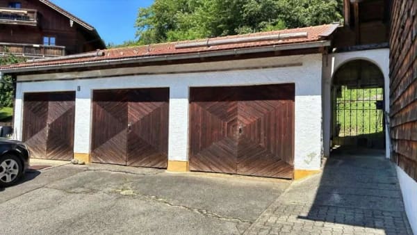 Immobilie in Teisendorf - "IHR RÜCKZUGSORT IM GRÜNEN - Haus mit Potential in idyllischer Hanglage ! " - Bild 3