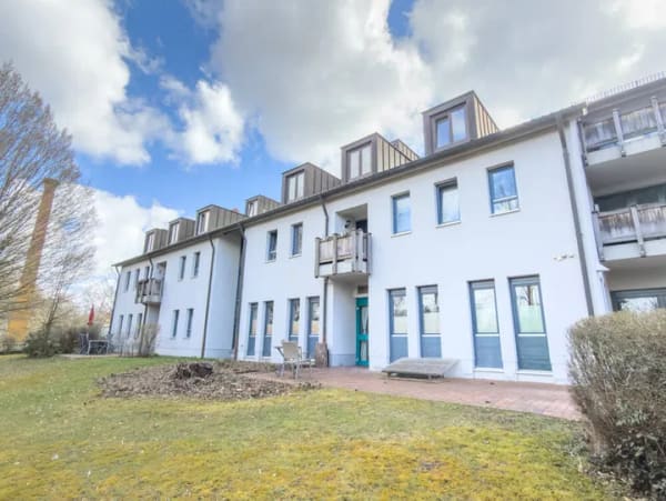 Immobilie in Bad Rodach - Vermietete 2-Zimmer-Wohnung mit Balkon, Aufzug und Tiefgaragenstellplatz - Bild 0