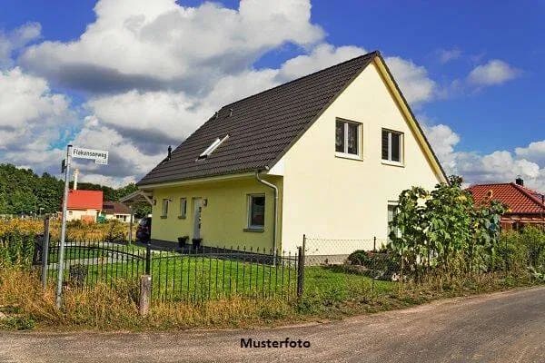Immobilie in Hadenfeld - Hofstelle mit Wohnhaus und Stalltrakt - geignet zur Hobbytierhaltung - Bild 0