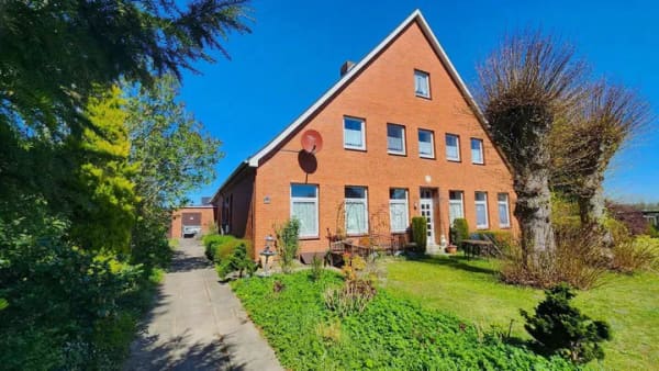 Immobilie in Ratekau - -Hofanlage mit Seeblick- - Bild 0