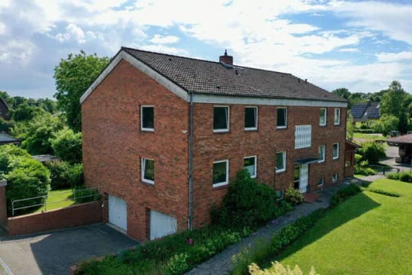 Immobilie in Lauenbrück - Attraktives Mehrfamilienhaus mit 4 Wohneinheiten - Sofortige Mieteinnahmen für Kapitalanleger - Bild 0