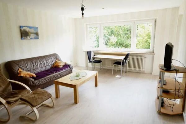 Immobilie in Lauenbrück - Attraktives Mehrfamilienhaus mit 4 Wohneinheiten - Sofortige Mieteinnahmen für Kapitalanleger - Bild 2