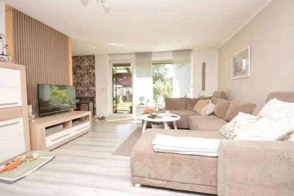 Immobilie in Bülstringen - Wunderschönes Einfamilienhaus  mit neuwertiger Küche, 2 Bädern + Carport... - Bild 1