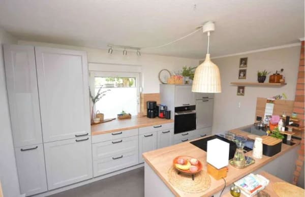 Immobilie in Bülstringen - Wunderschönes Einfamilienhaus  mit neuwertiger Küche, 2 Bädern + Carport... - Bild 4