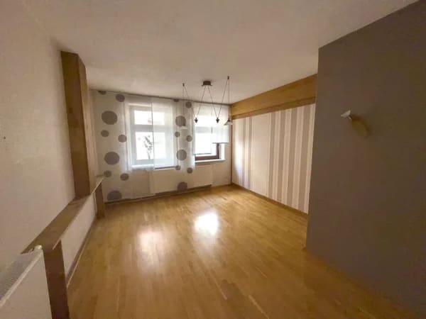 Immobilie in Johanngeorgenstadt - Viel Platz für Familie und Generationen – großzügiges Wohnhaus mit 264 m² Wohnfläche - Bild 4