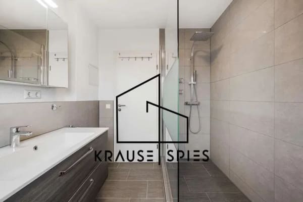 Immobilie in Neckarwestheim - Renovierte 3,5-Zimmer-Maisonette mit 2 Balkonen & TG-Stellplatz in ruhiger Lage in Neckarwestheim - Bild 0