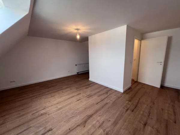 Immobilie in Eppertshausen - Frisch renovierte 4-Zimmer Wohnung mit schönem Garten und Balkon - Bild 4