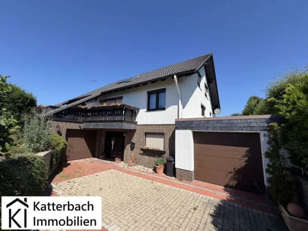 Immobilie in Lutter am Barenberge - Ansprechendes Einfamilienhaus in ruhiger Wohnlage und zwei Garagen in Lutter am Barenberge - Bild 1