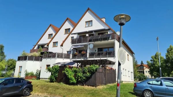Immobilie in Ilmtal-Weinstraße - Ruhige und gemütliche Wohnung mit Balkon - Bild 1