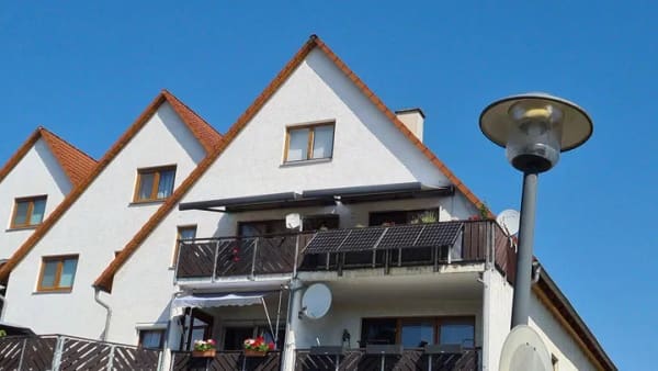 Immobilie in Ilmtal-Weinstraße - Ruhige und gemütliche Wohnung mit Balkon - Bild 2