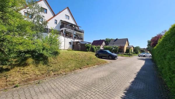 Immobilie in Ilmtal-Weinstraße - Ruhige und gemütliche Wohnung mit Balkon - Bild 3