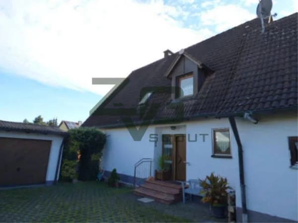 Immobilie in Schwarzenfeld - Einfamilienhaus freistehend in Schwarzenfeld - Bild 1