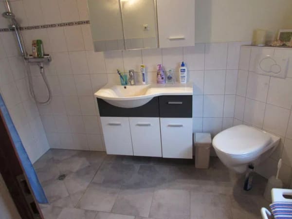 Immobilie in Lauchhammer - kleines schickes EFH auf schickem Grund in ruhiger Lage von Lauchhammer - Bild 2