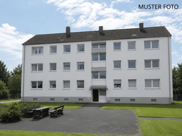 Immobilie in Marsberg - Gepflegte 2-Zimmer-Eigentumswohnung mit Stellplatz und Keller in Marsberg-Essentho - Bild 0