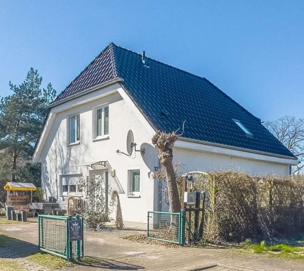 Immobilie in Trebbin - DERZEIT VERMIETET - ERSTKLASSIGES 4 ZIMMER EINFAMILIENHAUS AUF CA. 617m² GROßEM SONNENGRUNDSTÜCK - Bild 2