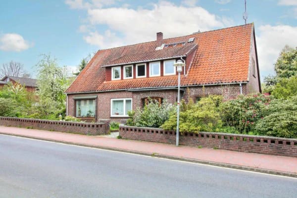 Immobilie in Amelinghausen - Raum für Familie, Hobby und Homeoffice - vielseitiges Zuhause auf großem Grundstück - Bild 0