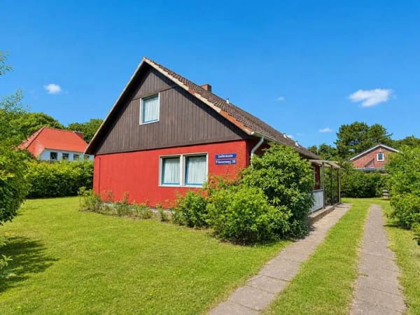 Immobilie in Wyk auf Föhr - Gepflegtes Einfamilienhaus in Bestlage - Bild 1