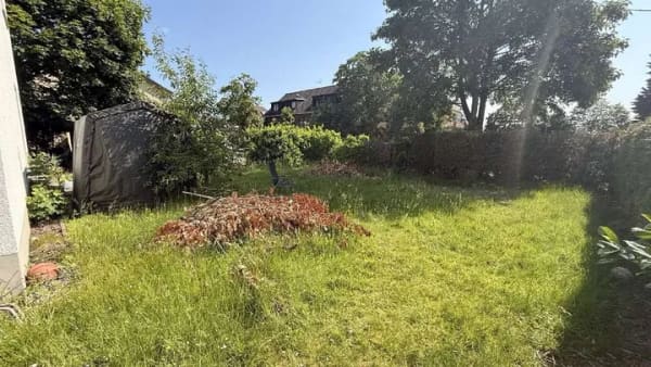 Immobilie in Neukirchen-Vluyn - (Vier-)Dreifamilienhaus mit großzügiger Maisonettewohnung - Bild 2