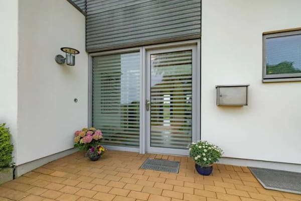 Immobilie in Bergenhusen - Designhaus mit Panoramablick – Zeitlose Architektur mit unverbaubarem Weitblick in Bergenhusen - Bild 2