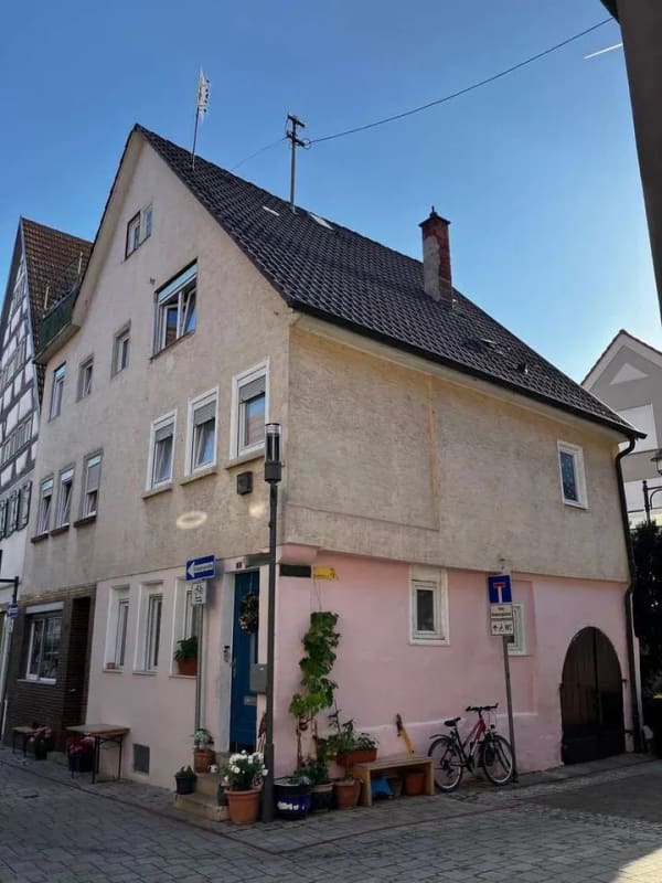 Immobilie in Bönnigheim - Charmante Fachwerk-Doppelhaushälfte in historische Altstadt - Bild 0