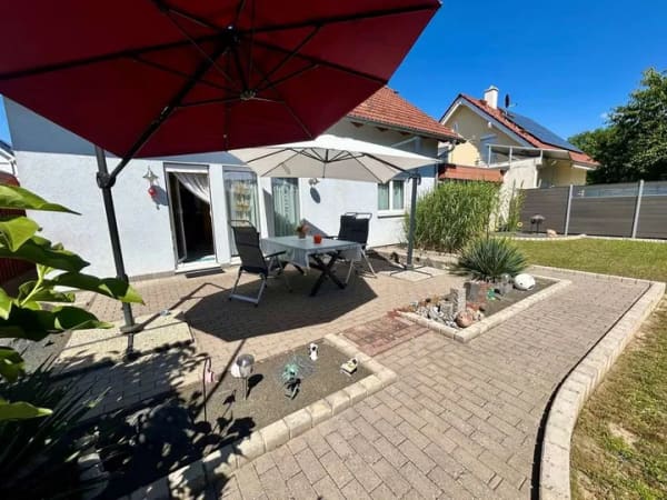 Immobilie in Sprendlingen - Charmantes Zuhause mit liebevoll angelegtem Garten und viel Platz für die ganze Familie - Bild 2