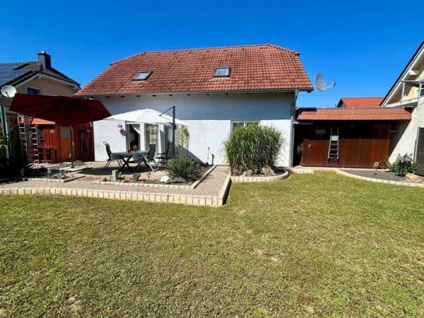 Immobilie in Sprendlingen - Charmantes Zuhause mit liebevoll angelegtem Garten und viel Platz für die ganze Familie - Bild 3