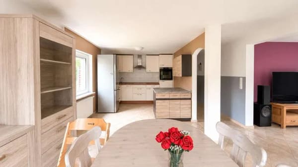 Immobilie in Garding - Ruhig wohnen, zentral leben – gepflegtes Reihenendhaus mit Carport, großem Garten und Terrasse - Bild 4