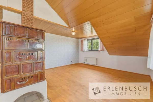 Immobilie in Althütte - Viel Platz zum Wohnen – gepflegtes Zweifamilienhaus mit großem Grundstück und Baupotenzial - Bild 4