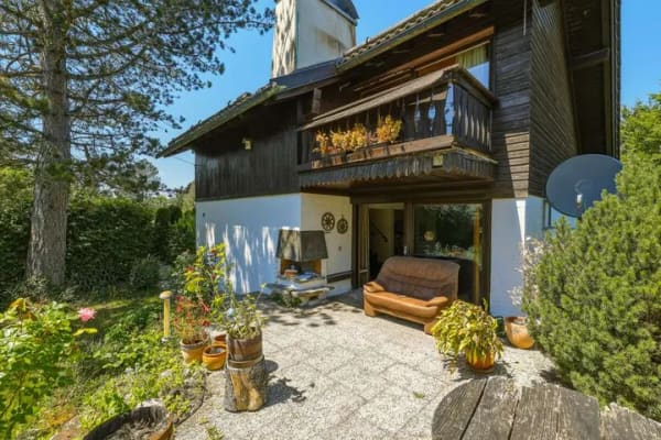 Immobilie in Seeshaupt - Einfamilienhaus in Seeshaupt -
Ideale Basis für Ihr Traumhaus - Bild 0