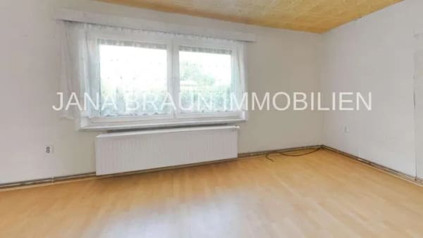Immobilie in Panketal - massives Einfamilienhaus  mit 5 Zimmern und Doppelgarage auf Erbpacht in Panketal - Bild 1
