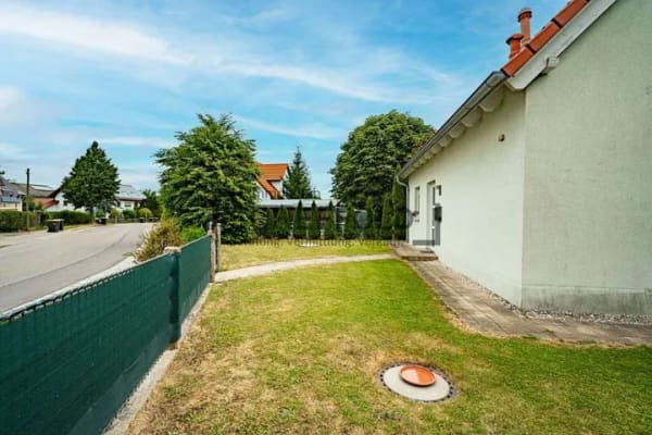 Immobilie in Holzgünz - Wohlfühlambiente! Stilvolles Einfamilienhaus in ruhiger Lage mit Garten und idealer Raumaufteilung - Bild 3