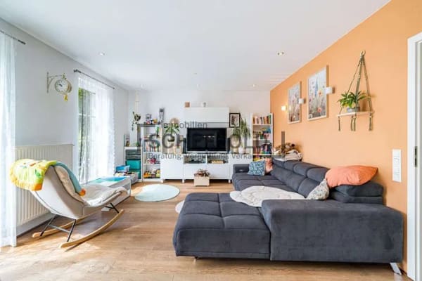 Immobilie in Holzgünz - Wohlfühlambiente! Stilvolles Einfamilienhaus in ruhiger Lage mit Garten und idealer Raumaufteilung - Bild 4