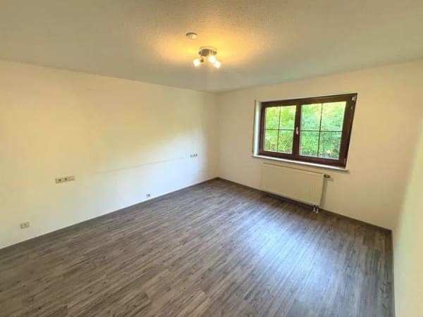 Immobilie in Bad Wurzach - Helle Etagenwohnung mit herrlichem Blick ins Grüne - Bild 4