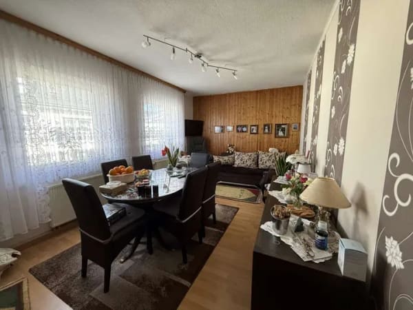 Immobilie in Emmelshausen - Vermietetes Mehrfamilienhaus mit Terrasse und Garagen in Emmelshausen - Bild 3