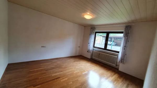 Immobilie in Michelstadt - Dreifamilienhaus mit Potenzial - Bild 3