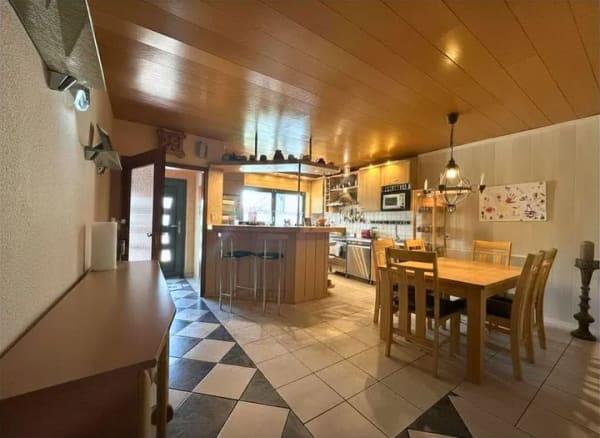 Immobilie in Osthofen - Familienfreundliches Split-Level-Reihenhaus mit schön angelegtem Garten in ruhiger Lage von Osthofen - Bild 1