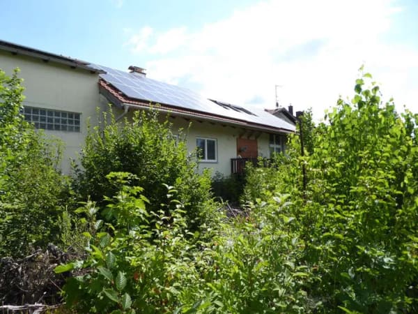 Immobilie in Fridolfing - Einfamilienhaus mit 70 KV Photovoltaikanlage in Nähe Fridolfing zu verkaufen ! - Bild 1