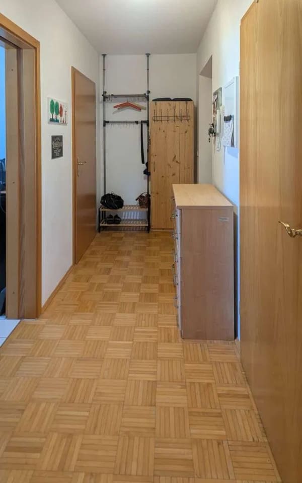 Immobilie in Staig - Barrierearme 2,5 Zimmer Wohnung mit Balkon und Carport-Stellplatz in Staig - Bild 1