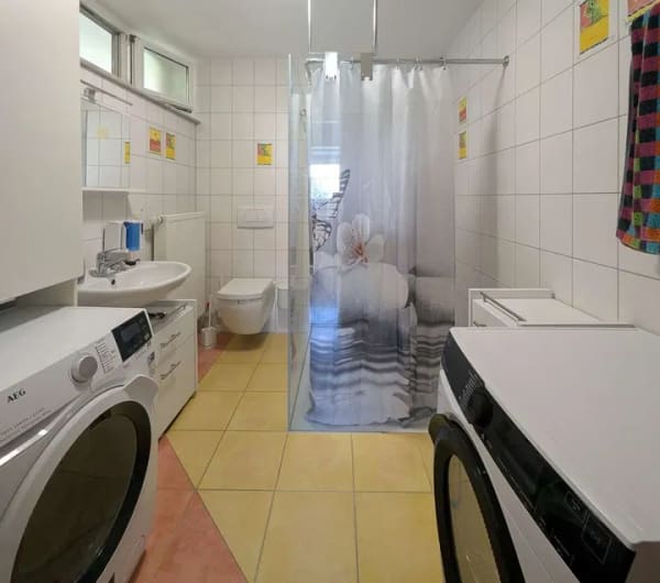 Immobilie in Staig - Barrierearme 2,5 Zimmer Wohnung mit Balkon und Carport-Stellplatz in Staig - Bild 3