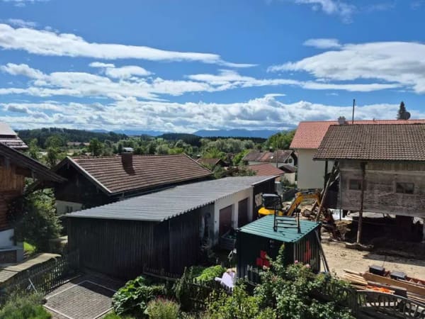 Immobilie in Eurasburg - Ruhig gelegene 2 Zimmer mit Essküche und Balkon in Aussichtslage - Bild 1