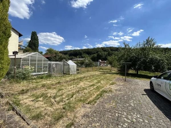 Immobilie in Dammbach - Großzügiges 2-Familienhaus mit Nebengebäude und schönem Grundstück! - Bild 1