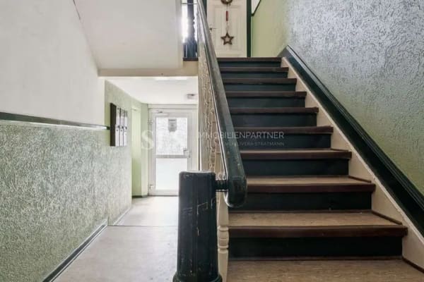 Immobilie in Witten - Mehrfamilienhaus mit sieben Wohneinheiten, neun Garagen und zusätzlichem Mietsteigerungspotenzial - Bild 4