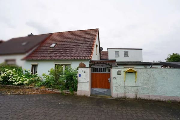 Immobilie in Colbitz - Einfamilienhaus für die kleine Familie auf pflegeleichtem Grundstück in Colbitz - Bild 1