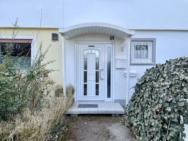 Immobilie in Putzbrunn - Reihenhaus in Putzbrunn - Bild 1